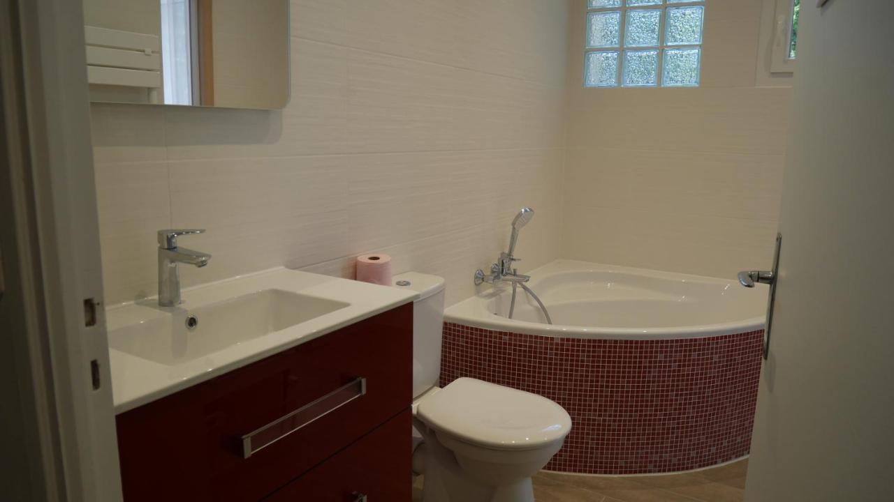 La Maison Blanche Bed & Breakfast Saint Aygulf Luaran gambar